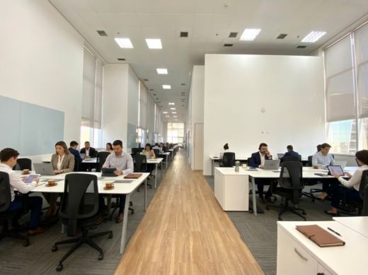 Sala 1301 com janela