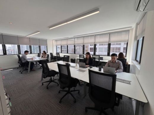 Sala 1308 com janela
