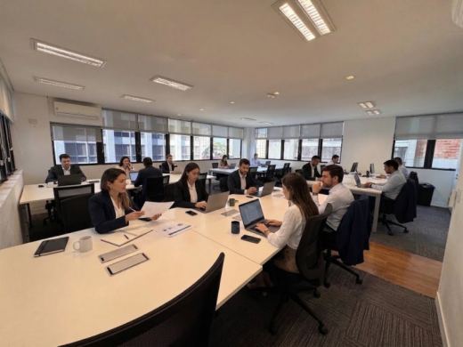 Sala 1006 com janela
