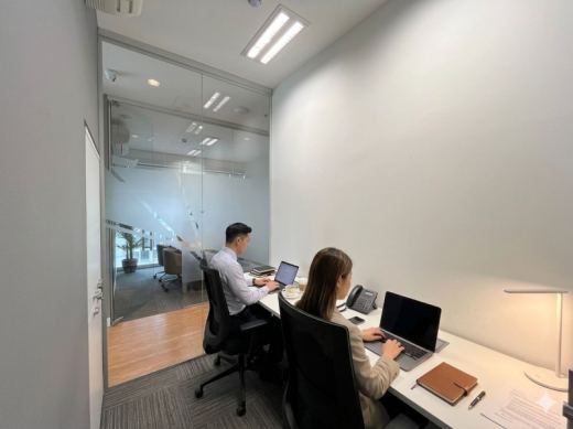 Sala 404 sem janela