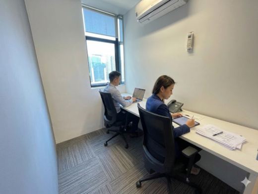 Sala 1108 com janela